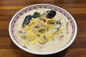 보수파 귀 막아, ‘크림짬뽕’ 국물에 밥까지 말았다 [웃기는 짬뽕]