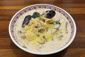 보수파 귀 막아, ‘크림짬뽕’ 국물에 밥까지 말았다 [웃기는 짬뽕]