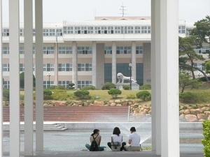 정원 묶인 수도권 대학들 ‘편입학 인원수’ 쥐어짜기