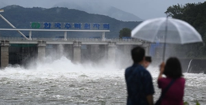 경인지역 165건 피해 접수… 18일까지 폭우 더 내릴듯