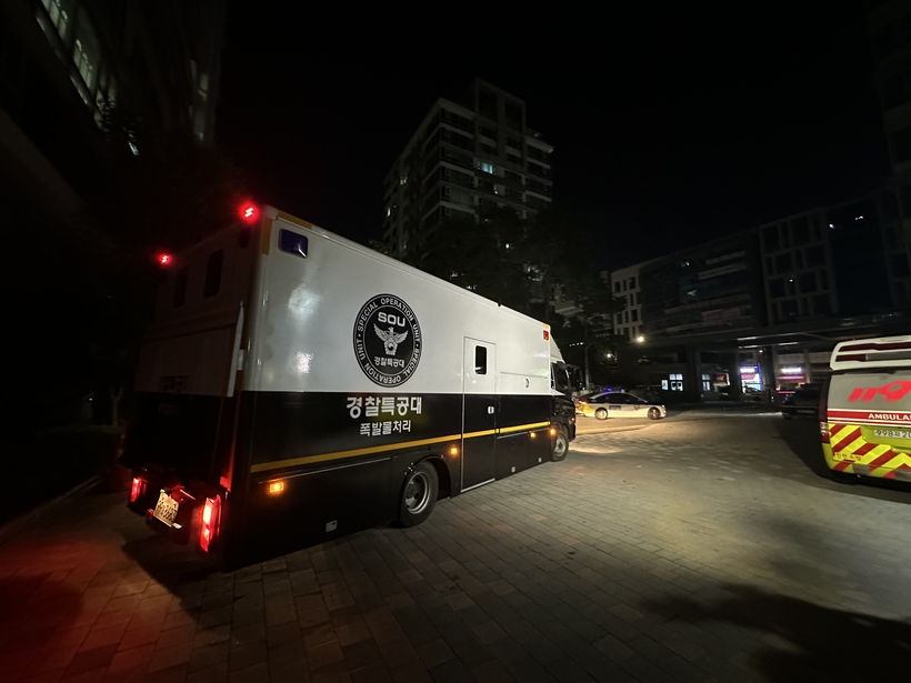 [종합] 인천 송도서 아버지가 쏜 총에 맞은 아들 사망… 피의자 검거