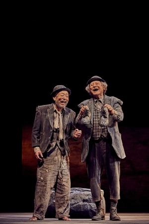 [공연리뷰] 원로 배우 신구·박근형 연극 ‘고도를 기다리며’ THE FINAL