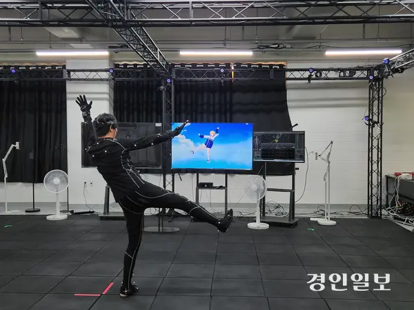 29일 오후 부천 원미구 부천대우테크노파크 한 사무실에서 모션캡처 시연이 이뤄지고 있다. 2025.7.29 /유진주 기자 yoopearl@kyeongin.com