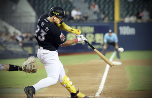 kt 안현민, 출루율·장타율 등 1위 올라… 규정타석 채운 ‘타격왕’