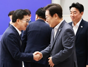 이재명 대통령 “국가정책·예산배분, 지방에 더 인센티브”