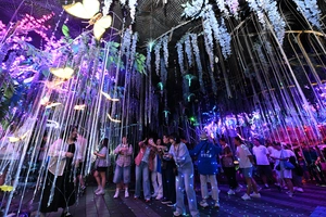 [화보] 시원한 광명동굴로 피서