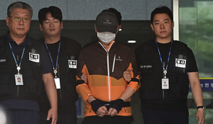 ‘송도 총기 살인’ 피의자 구속 10일 연장…검찰, 구속 기간 안에 기소 예정