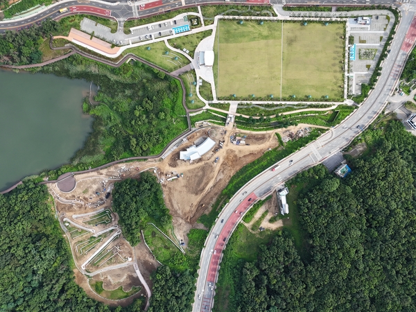 백운호수갤러리를 포함한 의왕 백운호수공원 3단계 사업이 이달 말 완료된다. /의왕 백운PFV(주) 제공