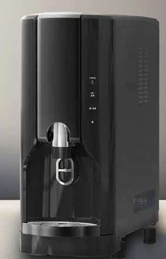 코리아나까조의 제빙기 아이스반. 작고 슬림해 공간 활용도가 높은 제품. /코리아나까조 제공