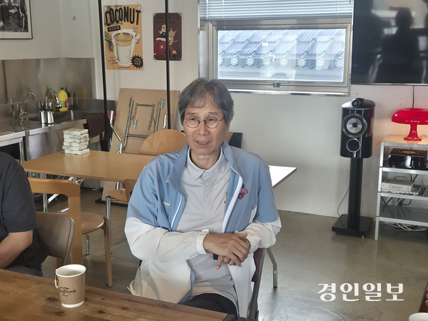 프로축구 K리그1 수원FC 최순호 단장이 20일 지역언론 기자 간담회에 참여 중이다. 2025.8.20 /이영선기자 zero@kyeongin.com