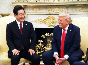 이재명 대통령 “한미 방위태세 철통같이 유지”… 백악관서 한미 첫 정상회담