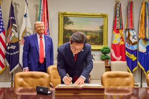 [한미 정상회담] 이재명-트럼프 첫 정상회담, 화기애애 분위기… 확대회담 결과 촉각