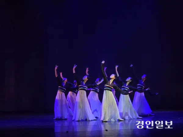 수원시티발레단 ‘그날’ 리허설 현장과 공연 모습. 2025.8.29 /이시은기자 see@kyeongin.com