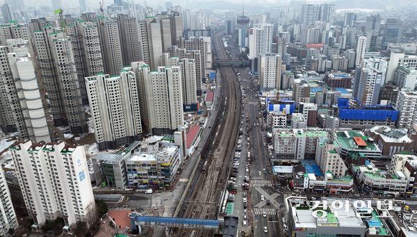사진은 경부선 1호선 안양역~금정역 구간. /경인일보DB