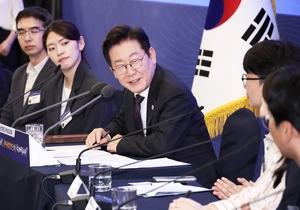 코스피 ‘새 역사’… 이재명 대통령 “국민성장펀드 150조로”