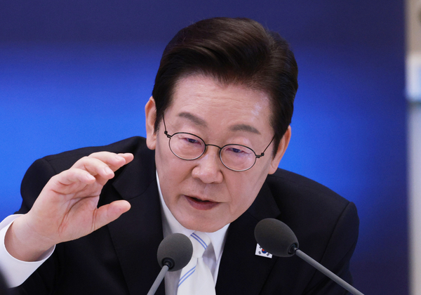 이재명 대통령이 11일 청와대 영빈관에서 열린 취임 100일 기자회견 ‘회복을 위한 100일, 미래를 위한 성장’에서 발언하고 있다. 2025.9.11 /대통령실통신사진기자단