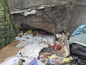 [현장르포] 굿당·기도처… 남양주 불암산 불법시설 40여년만에 ‘OUT’