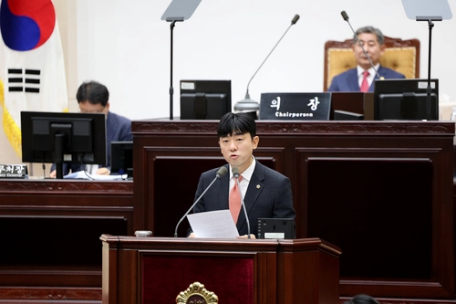 제3연륙교 명칭 결정과 관련해 인천시의 역할을 강조한 신성영(국·중구2) 의원. /인천시의회 제공