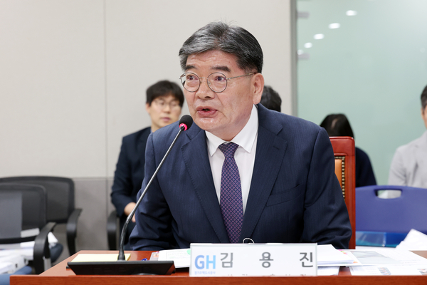 경기도의회 인사청문특별위원회는 12일 김용진 GH 사장 후보자에 대한 인사청문회를 열었다. 2025.9.12 /경기도의회 제공