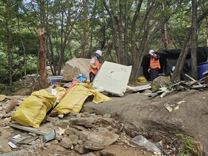 [현장르포] 남양주시, 불법건축물 40여년만에 강제 철거