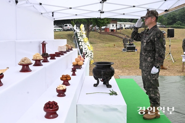 16일 오전 의왕시 모락산 일대에서 ‘6.25 전사자 호국영웅 유해발굴 개토식’이 진행되고 있다. 2025.9.16 /최은성기자 ces7198@kyeongin.com
