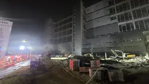 양주 대형물류센터 현장 화재 여파 호흡기 불편 호소… 인근 상가 휴업