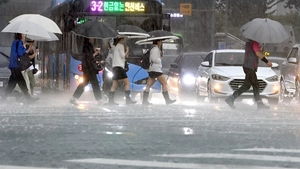 [포토] 가을 부르는 비 소식