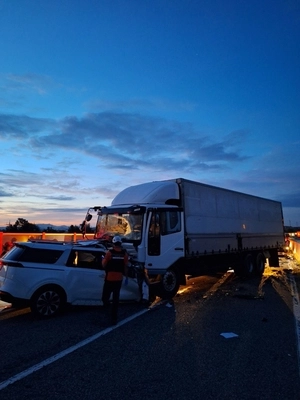 이천 국도서 역주행 SUV가 화물차 들이받아… SUV 운전자 사망
