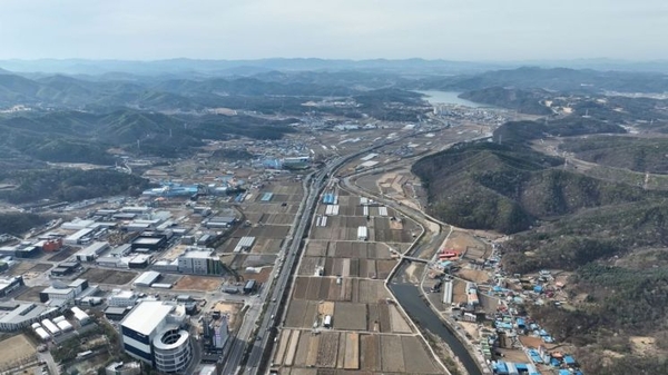 토지주간 감정평가사 선정 갈등 봉합… 용인 반도체산단 연내 보상 ‘바쁜 길’