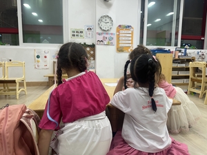 [이슈&스토리] “보육료 없어 못 보내” 방치되는 미취학 미등록 이주아동