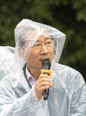 [2025 송도국제마라톤-인터뷰] 유정복 인천시장