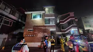 구리 교문동 다세대주택서 불… 1명 화상