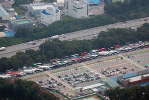 [경인 Pick] 영동고속도로 덕평-용인 휴게소 ‘가깝지만 먼’ 기름값