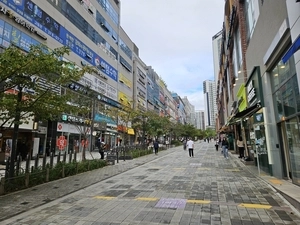 추석 뒤끝 꺾인 소비… 연말 대목만 기다린다