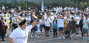[평택항마라톤] 바다 벗삼아 한껏, 저마다 속도로 힘껏… ‘가을런’ 흠뻑