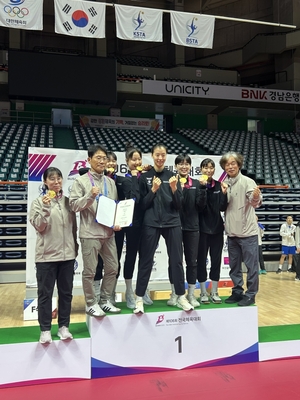 [제106회 전국체전-화제의 팀] 인천체고 여자 18세 이하부 세팍타크로팀 ‘우승’