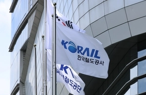 4호선 고장인데… 코레일 “장애인단체 시위로 지연”