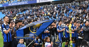 [종합] “생존왕이 돌아왔다” 인천 유나이티드, 한 시즌 만에 ‘1부리그 승격’