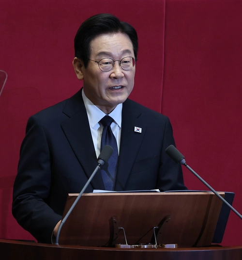 이재명 대통령이 4일 서울 여의도 국회 본회의장에서 내년도 정부 예산안에 대한 시정연설을 하고 있다. 2025.11.4 /국회사진기자단