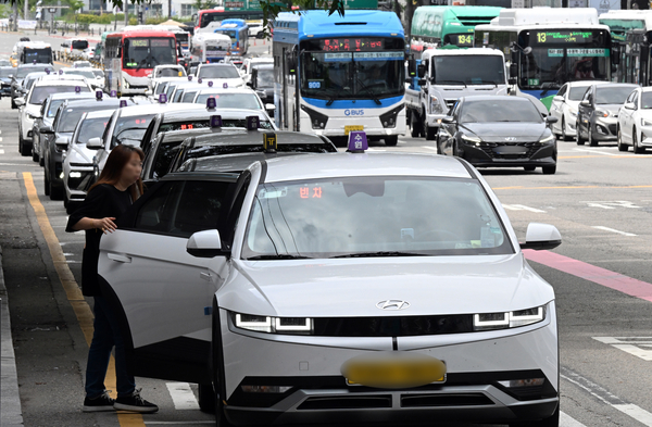 [경인 WIDE] ‘잠자는 택시’ 깨워 고질적 승차난 잡는다