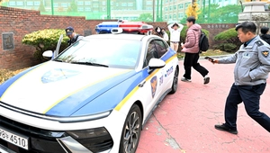 수험생들의 ‘112’… 고사장 이송 작전 펼친 경찰