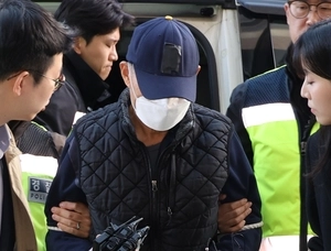 ‘브레이크 대신 가속페달’ 부천 전통시장 돌진사고 60대 운전자 구속