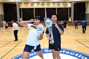 [과천시·경인일보 배드민턴] 네트 넘어 건강 ‘셔틀’… 갈고닦은 실력 ‘콕콕’