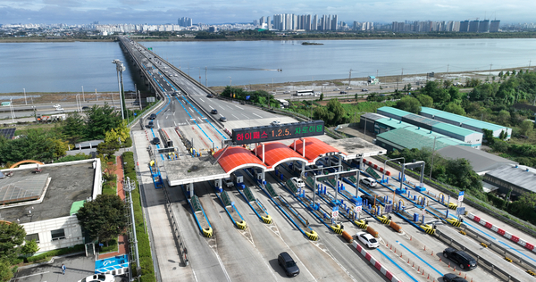 일산대교 ‘무료화’ 한다더니 인상 검토