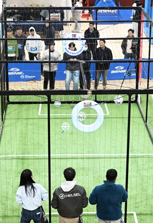 [수원 전국드론축구대회] 공중 위 스트라이커, 내 손에 ‘달렸다’