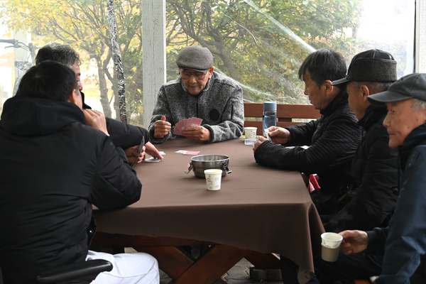 “학원 보내려면” 힘든 와중에도 아이들 걱정뿐