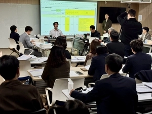 파행 국면에도 지속된 협치 노력…도의회 문광위 공개 예산 심사 현장 참관해보니