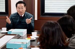 국민의힘 대선 경선서 공무원 불법 동원 혐의…유정복 인천시장 재판행