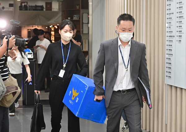 유정복 인천시장 불구속 기소… 내년 지방선거 영향 관심