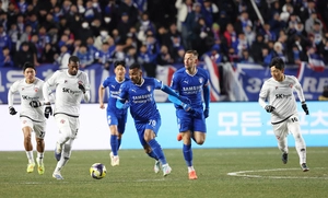 수원삼성, 제주SK FC와 승강 PO 1차전 0-1 패배